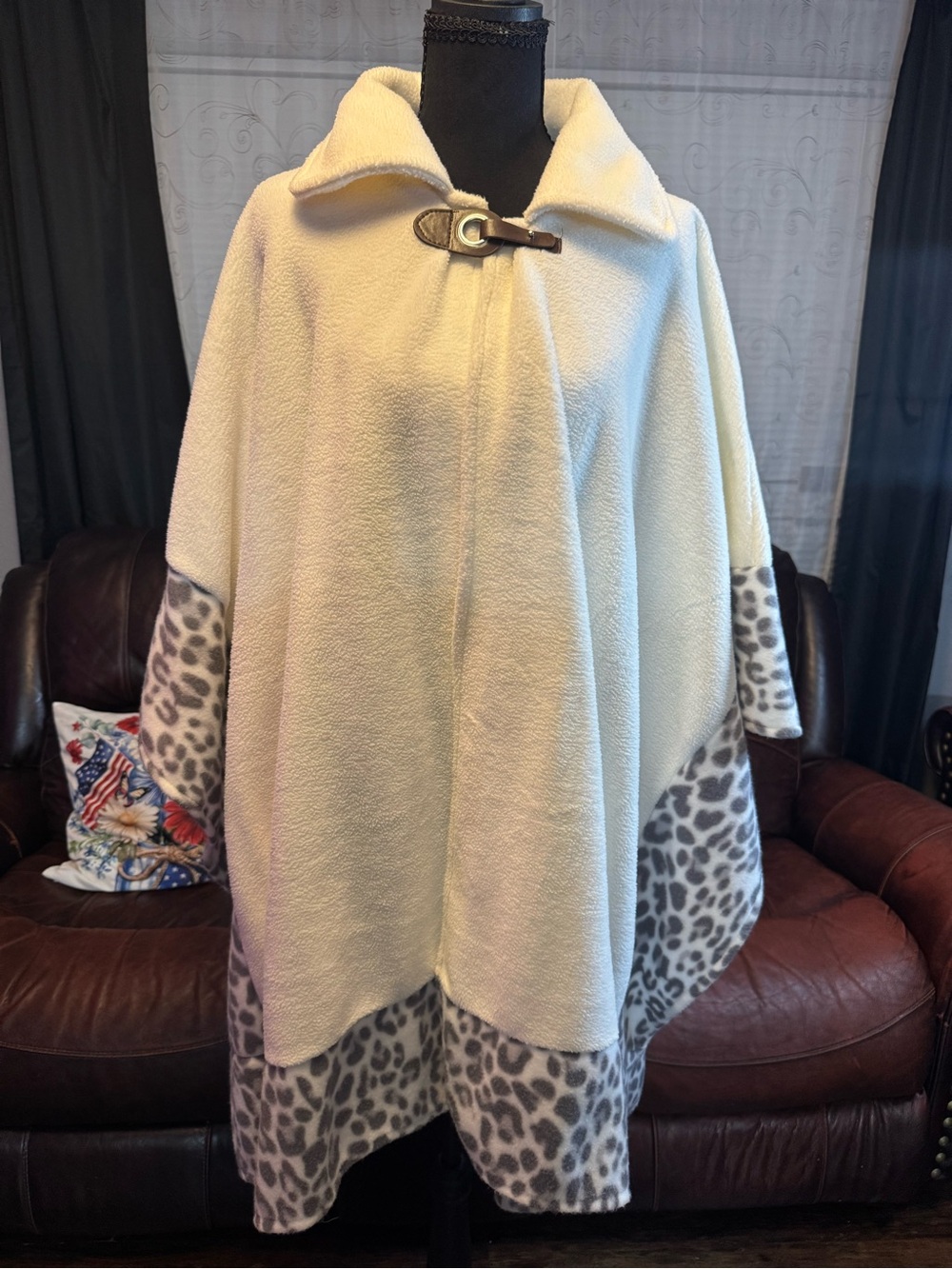 Moda Cream Fleece Poncho with Gray Leopard Trim and Buckle